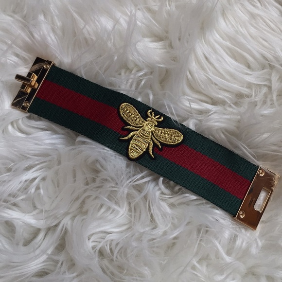 Red green bee design bracelet wristlet bangle 🌺 - Picture 7 of 8